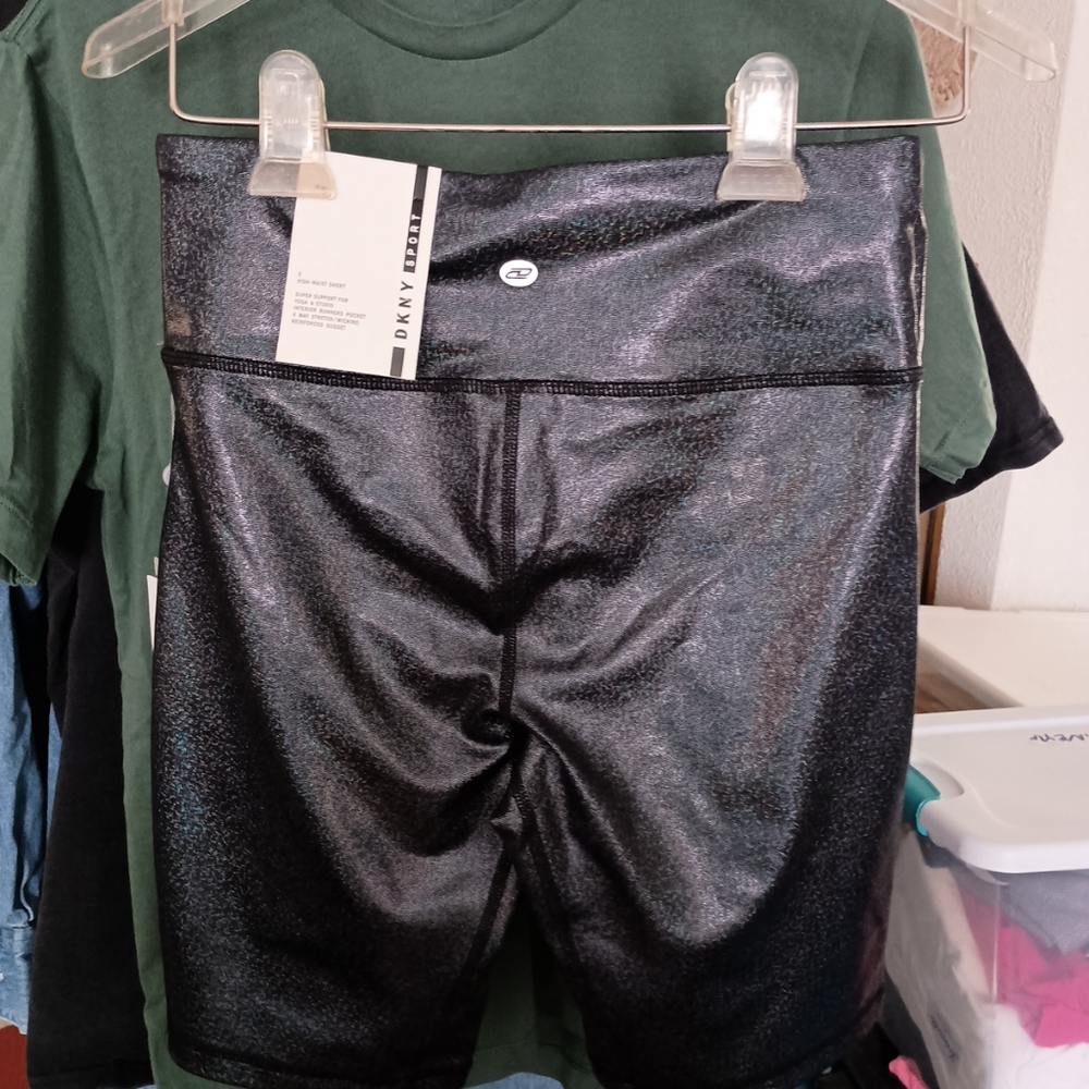 Nwt DKNY Sports High Waist Shorts Yoga Pants Size S Shimmering Ladies Activewear